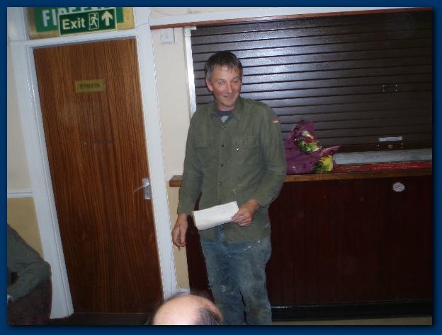 600x449 pixels (98K)